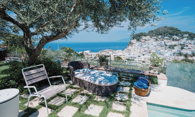 Capri Villa | Villa Pietra Serena: Family-Friendly Retreat with Breakfast
