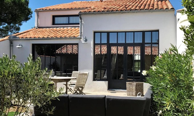 Sainte-Marie-de-Re House | Villa Pigouille: Family-Friendly Oasis with Perfect Ratings