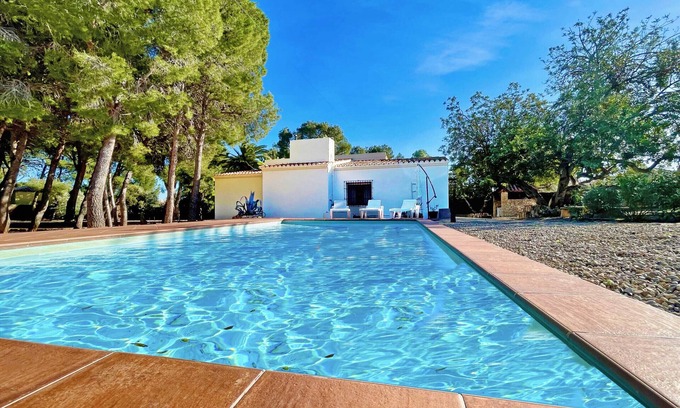 L'Ampolla Villa | Villa Pineda: Oceanfront Escape with Pool and Spa Amenities