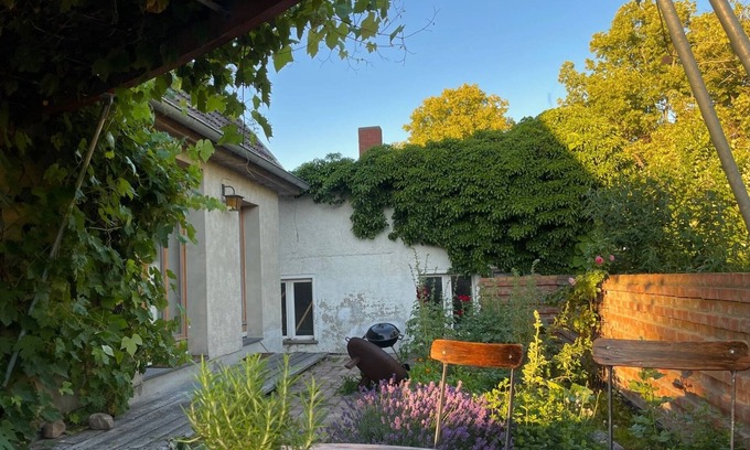 Pinnow House | Villa PINNOW: Family-Friendly Retreat with Kitchen Amenities