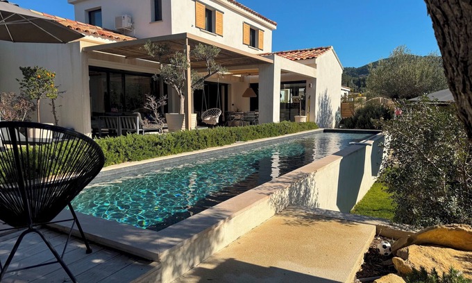 Le Castellet Villa | Exquisite Villa with Pool, Spa, and Family-Friendly Amenities