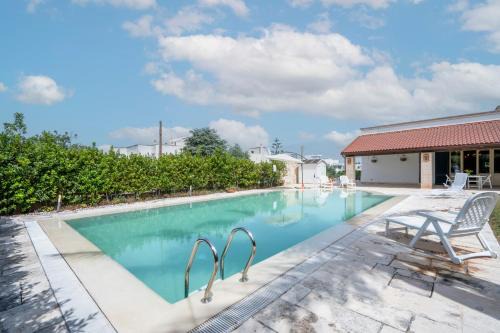 Noicattaro Villa | Villa Poggio Verde - Exclusive Retreat with Pool Access