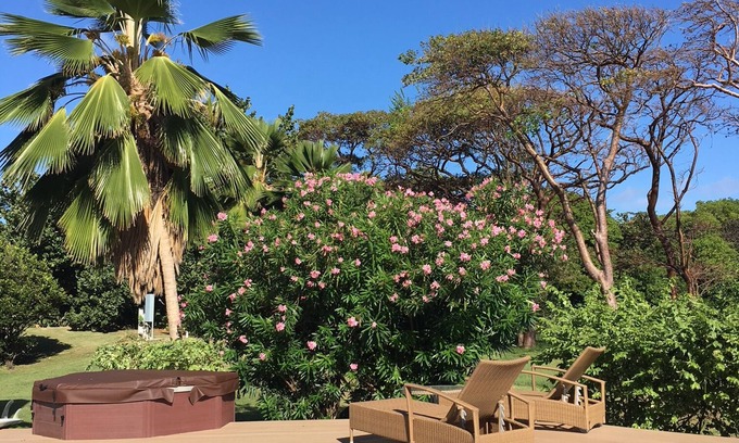 Lowlands Villa | Beautiful Villa with Pool by Sea on Golf Course - 9.6/10