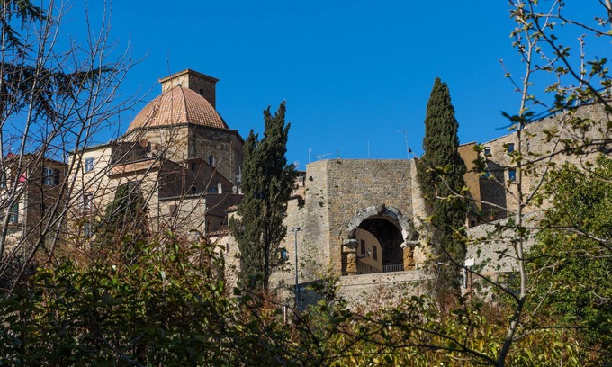 Volterra Hotel | Eco-Friendly Retreat at Villa Porta all'Arco with Breakfast