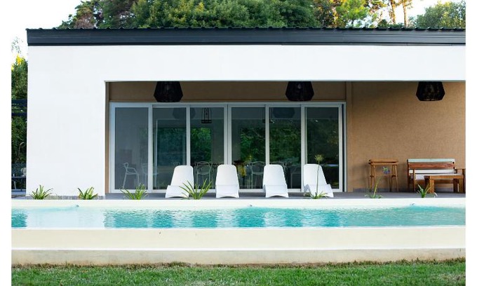 Junin House | Villa Portezuelo: Oceanfront Bliss with Pool & Breakfast
