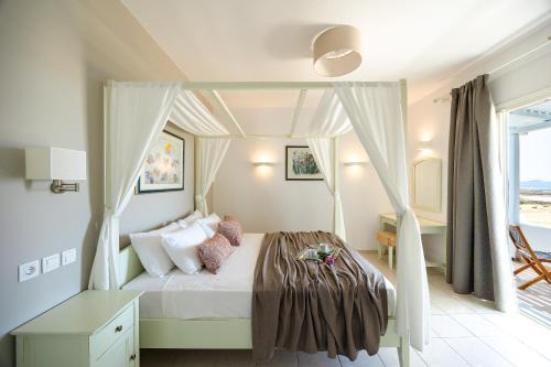 Stelida Apartment | Oceanfront Villa Porto Rondo - Family-Friendly Retreat