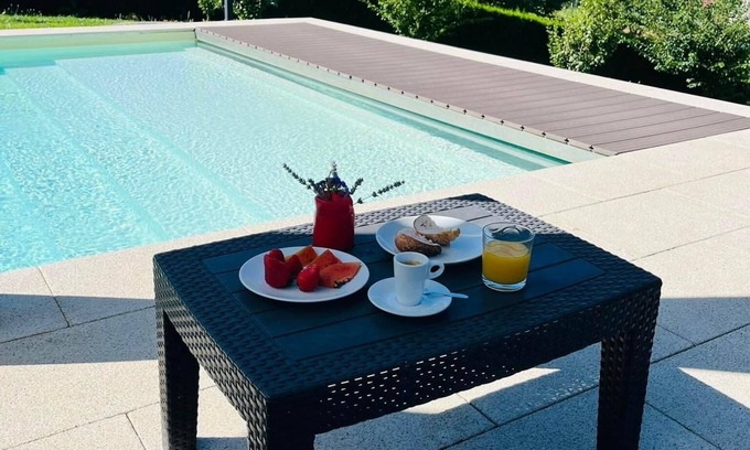 Cabeceiras de Basto Villa | Inviting Basto Village House with Pool and Ocean View