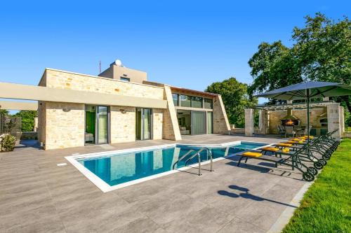 Katochori Villa | Villa Potami Angela: Family-Friendly Retreat with Pool