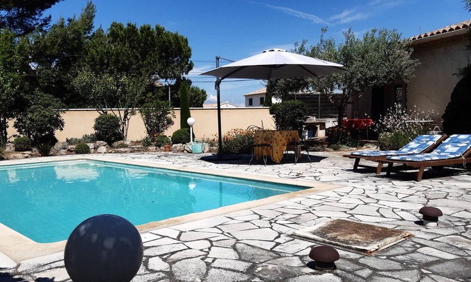 Vaison-la-Romaine Villa | Ideal Villa for Two with Pool and Bike Storage