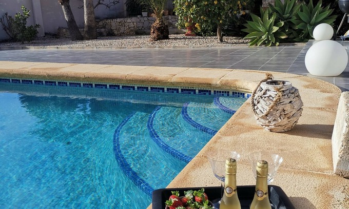 Casas de Torrat Villa | Luxury Villa for 8 with Private Pool Near Beautiful Beaches