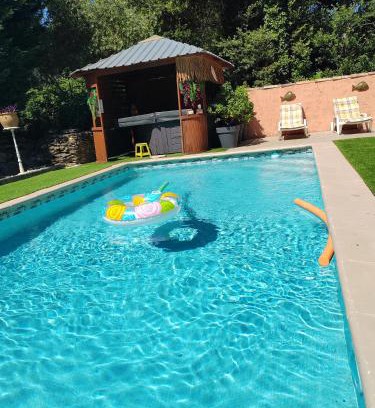Saint-Andre-d'Olerargues Villa | Villa privée, piscine chauffée, jacuzzi et sauna