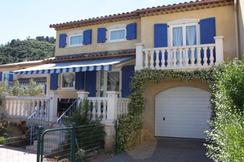 Vidauban Villa | Relaxing Villa Prestige with Pool & Ocean Views for 8 Guests