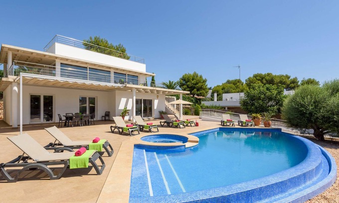 Punta Prima Villa | Villa Primasol by Villa Plus