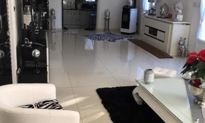 Rocbaron Villa | Villa with Private Pool - Perfect Family Getaway Awaits