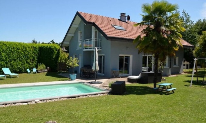 Thonon-les-Bains Villa | Tranquil Villa with Pool and Garden Near the Lake