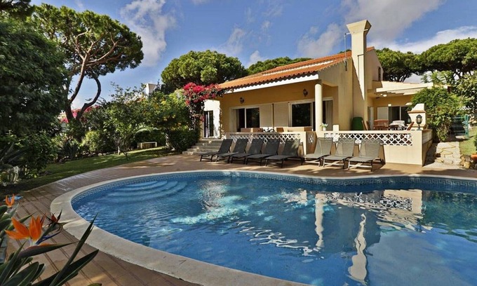 Vale do Lobo Villa | Villa Quadradinhos: 4 Bedrooms, Private Pool in Vale do Lobo