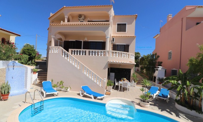 Silves Villa | Villa 'Quinta Do Sol': Oceanfront Retreat with Private Pool