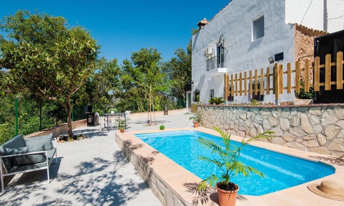 Quesada House | Discover Villa Río Béjar Quesada with Private Pool Access