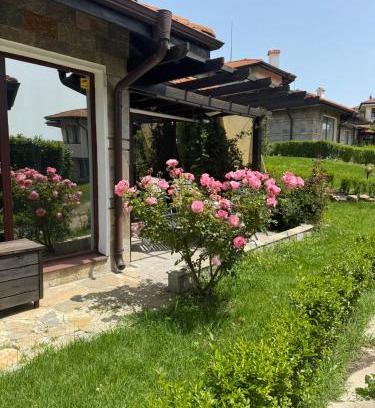 Kosharitsa Apartment | Unforgettable Bay View Villas: 4-Star Oceanfront Retreat