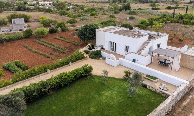 Spongano Villa | Villa "Raffaella" with Private Terrace & Private Garden