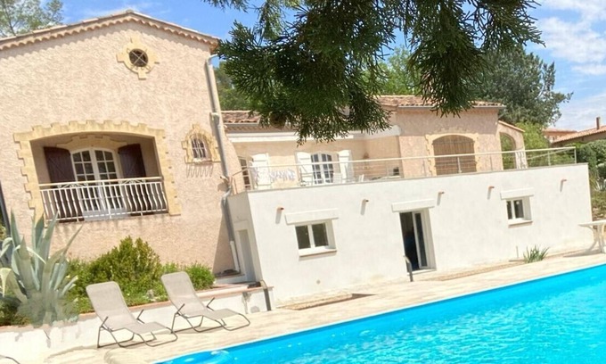 Lorgues Villa | Villa Rainbow with swimming pool in Provence, ideal for vacations with family or friends