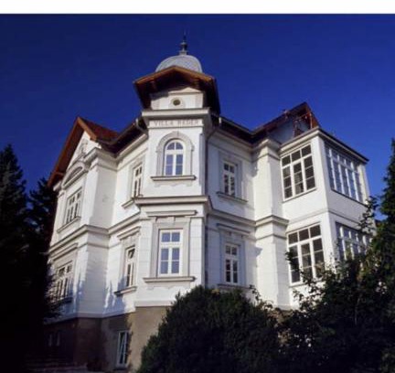 Bad Sauerbrunn Apartment | Villa Reder: Oceanfront Escape with Pet-Friendly Amenities