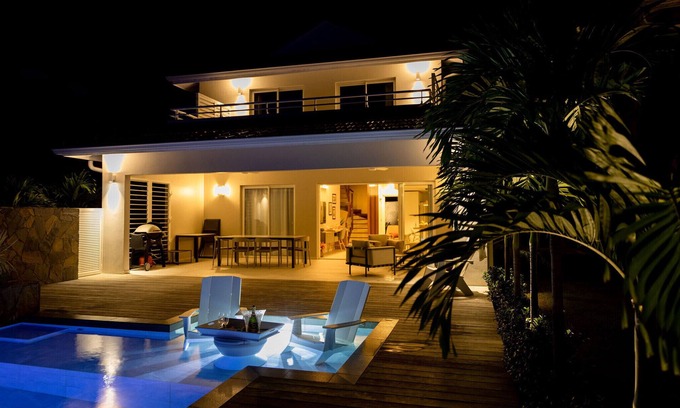Le Diamant Villa | Villa Regent - Oceanfront Villa with Private Pool & Views