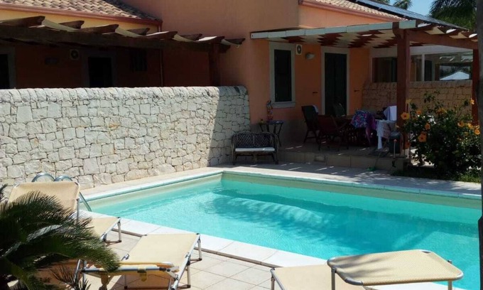 Sicily South Coast Villa | Relax at Villa Relax: Family-Friendly Stay with Pool