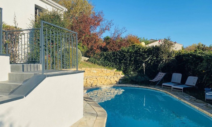 L'Union House | Villa Residential: Private Pool & Ocean View Awaits You