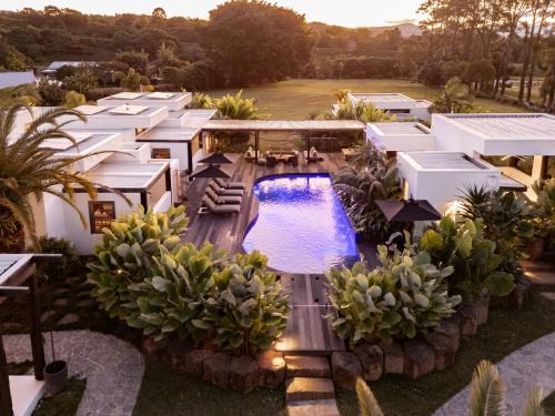 Ewingsdale Villa | Exclusive Villa Riad: Oceanfront Bliss with Pool Access