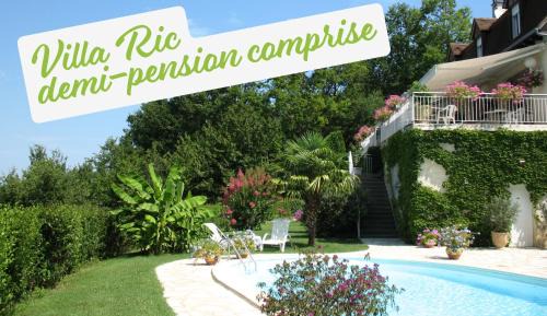 Saint-Vincent-du-Pendit House | Villa Ric: Oceanfront Retreat with Pool & Top Guest Ratings