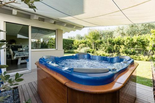 Peschiera del Garda Villa | Oceanfront Villa Rita: 4-Star Stay with Hot Tub & Views