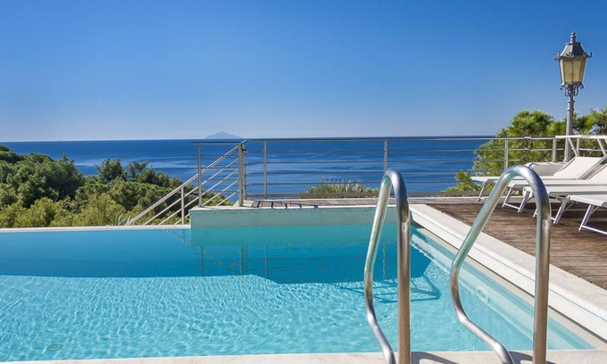 Campo nell'Elba House | Relaxing Retreat at Villa Ritter with Pool & Spa Access