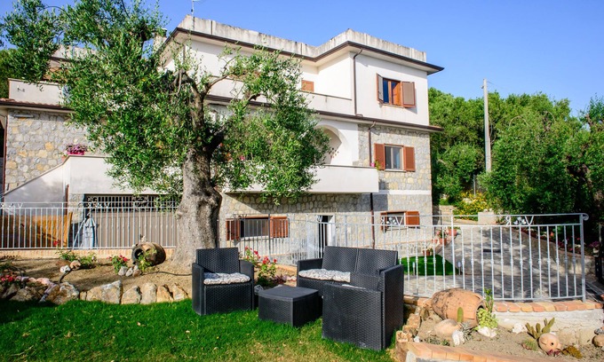 Pisciotta Villa | Villa Rosa Cilento: Family-Friendly Retreat with Pool