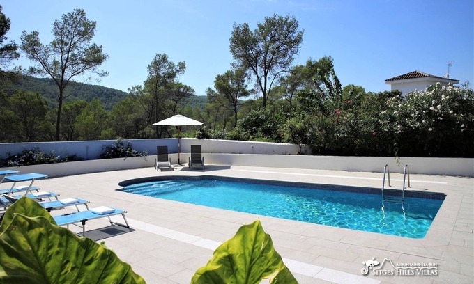 Olivella Villa | Villa Rosa: Private Pool, Garden Oasis for Your Getaway