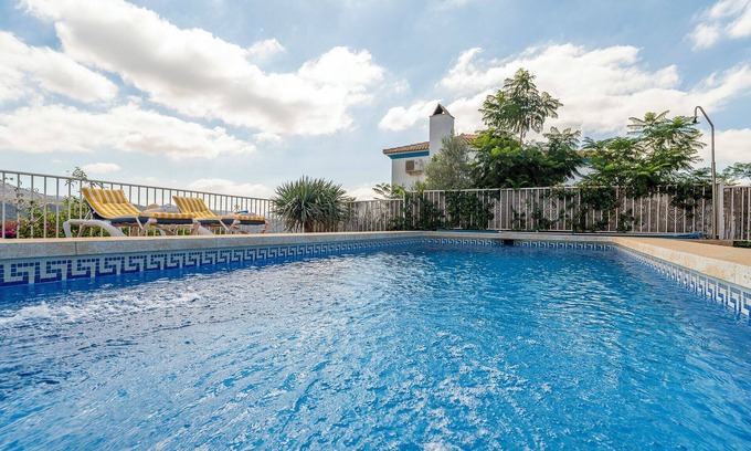 Vinuela Villa | Villa Rosana Lake Viñuela: Pool, Garden & Mountain Views