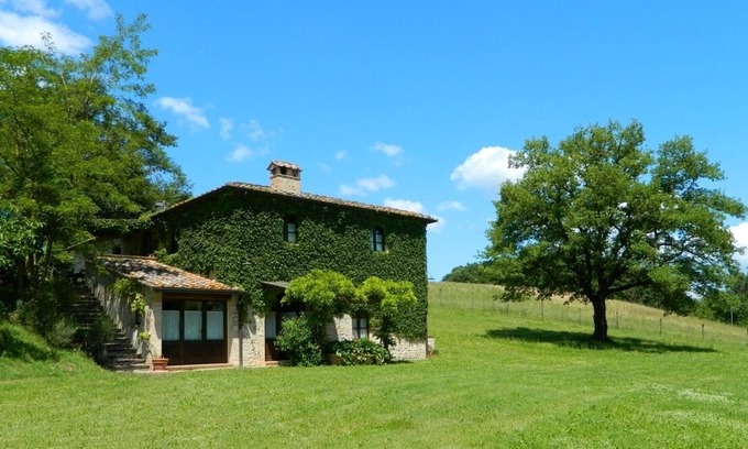 San Macario In Monte Villa | Villa Rosatea: Family-Friendly Retreat in Beautiful Tuscany