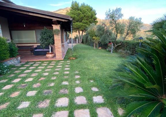 Itri Villa | Villa Rotondo: Family-Friendly Oceanfront Retreat Awaits