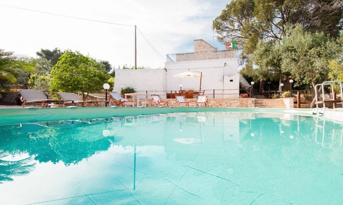 Monopoli Villa | Pet-Friendly Villa Rotondo: Relaxing Trulli with Pool