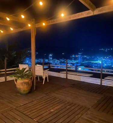 Taio House | Inviting Villa Rustica at Praia dos Anjos with Hot Tub