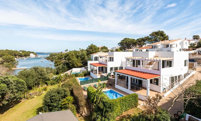 Puerto Luz Villa | Family-Friendly Villa Sa Oreneta with Pool in Port de Addaia