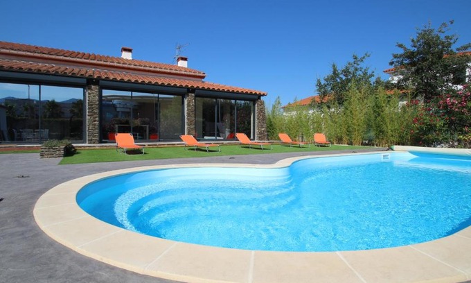 Saint-Andre Villa | Villa Saint-André: Ideal for Families with 8 Guests
