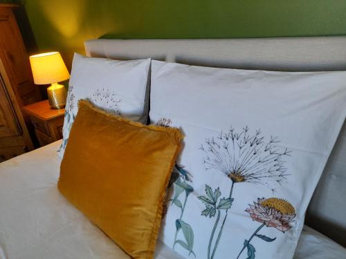Badens Bed & Breakfast | Oceanfront Villa Saint Léon - Guest Rated 9.7/10