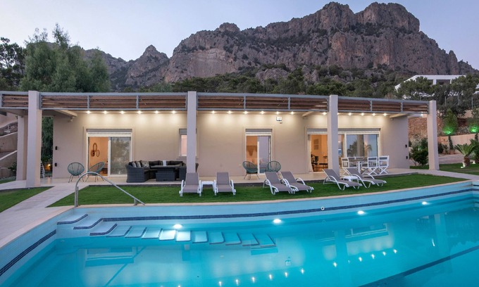 Koutsounari Villa | Villa Samiram: Oceanfront Paradise with Private Pool