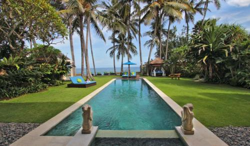 Ketewel Villa | Beachfront Elegance at Villa Samudra - Rated 8.8 Guest Reviews