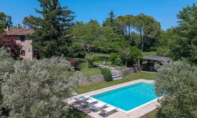 Gaiole in Chianti Villa | Relax at Villa San Michele in Beautiful Gaiole, Chianti