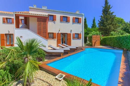 Malinska-Dubasnica Villa | Villa San Vito: Pet-Friendly Escape with Pool & 9.6/10 Rating