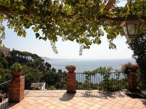 Raito Villa | Elegant Villa San Vito: Pet & Child Friendly Retreat