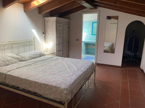 Punta De Su Turrione House | Villa Sandra: Your Ocean View Retreat with Private Beach Access