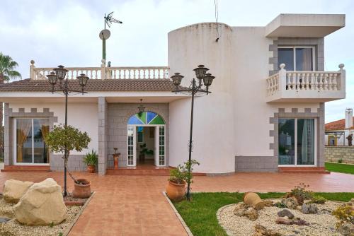 La Carlota House | Villa Santa Ana en La Carlota